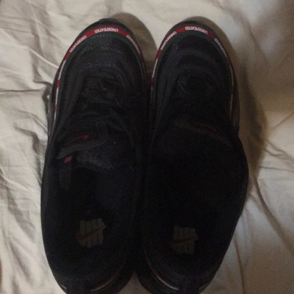nike air max 97 undefeated fake vs real